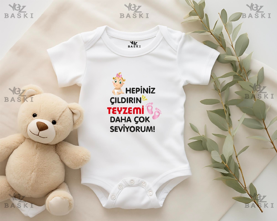 Hepiniz Çıldırın Teyzemi Daha Çok Seviyorum Baskılı Bebek Zıbını